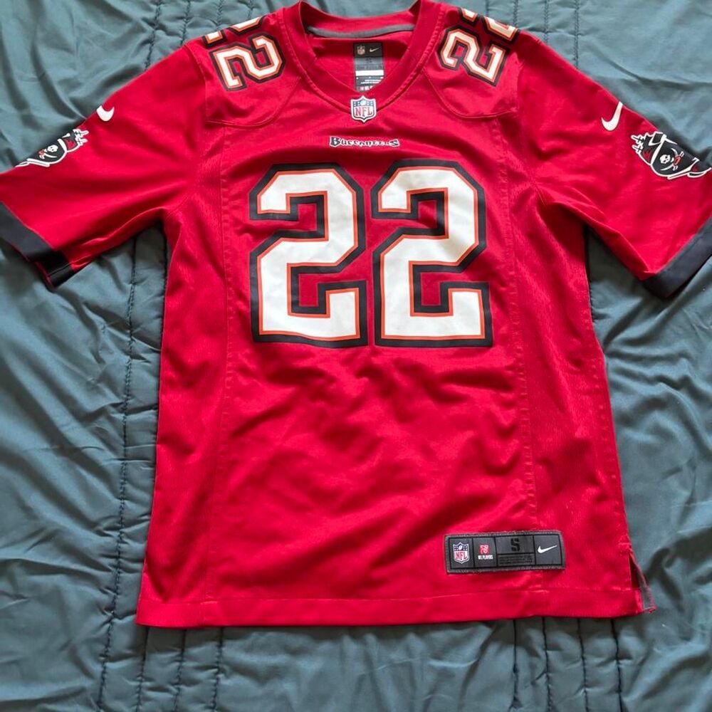 Nfl Women's Red Shirt